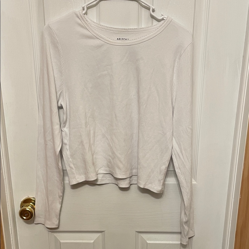 Arizona Jean Company White Ribbed Long-Sleeve Crewneck Top